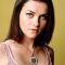 Holly Davidson Photo
