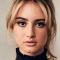 Grace Van Patten Photo
