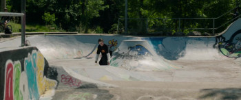 Ollie (2024) download