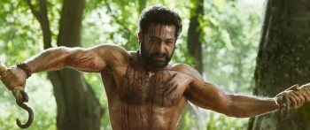 RRR (2022) download